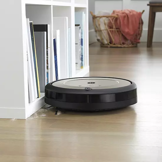 IRobot™ Roomba™ I1 EVO Wi-Fi Connected Robot Vacuum + Exclusive Bundle: Virtual Wall (i115820) 8 IRobot™ Roomba™ I1 EVO Wi-Fi Connected Robot Vacuum + Exclusive Bundle: Virtual Wall (i115820) - Image 6