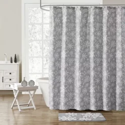 VCNY Home Winter Snowflake 16-pc. Shower Curtain Bath Set